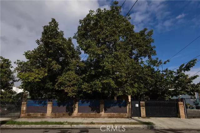 Los Angeles, CA 90059,1419 E. 111th St.