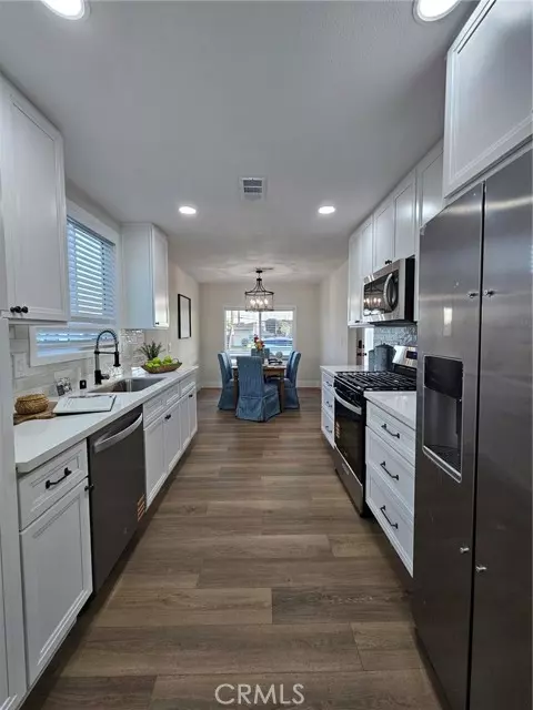 Glendora, CA 91741,417 W Leeside