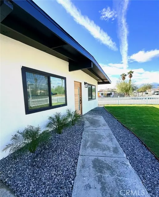 Desert Hot Springs, CA 92240,66261 Buena Vista