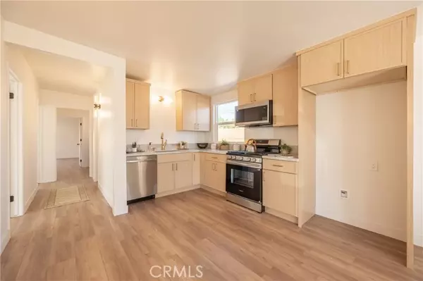 Lakewood, CA 90715,20413 Clarkdale