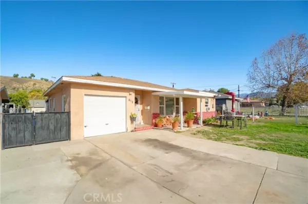 612 W 36th, San Bernardino, CA 92405