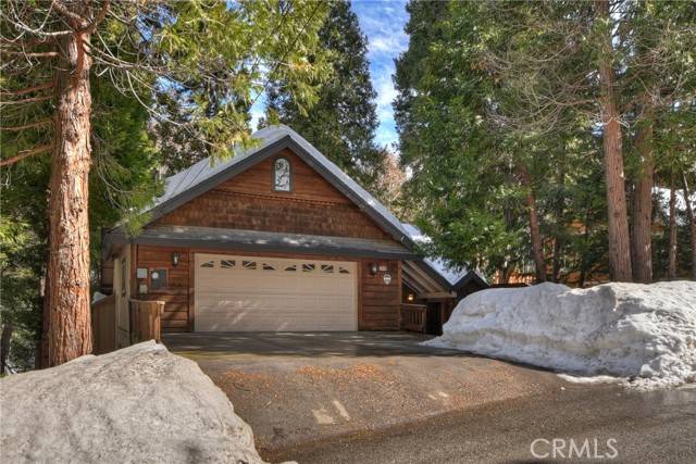 28768 Potomac Drive, Lake Arrowhead, CA 92352