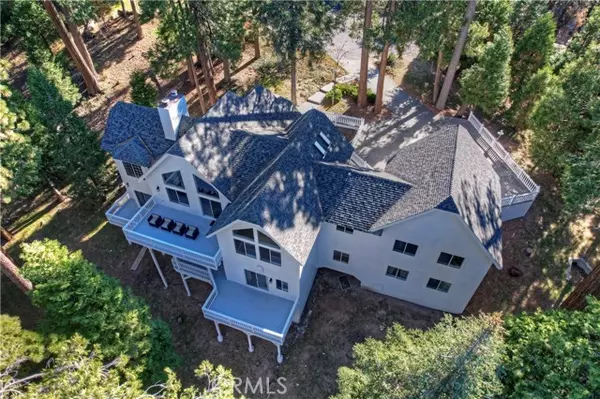 28968 White Dove Lane, Lake Arrowhead, CA 92352