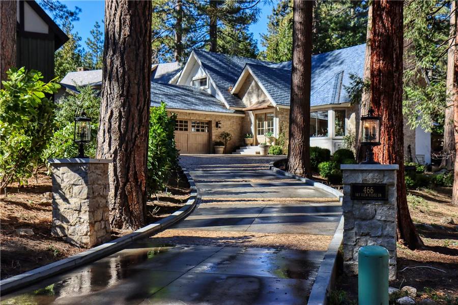 466 Sky View Ridge Drive, Lake Arrowhead, CA 92352