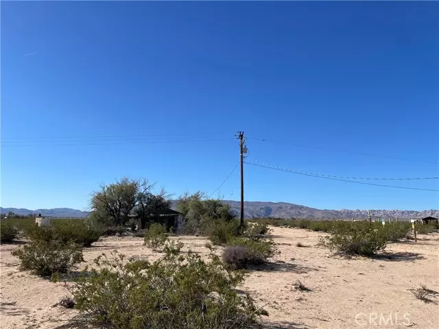 Twentynine Palms, CA 92277,72720 Sunny Sands Drive