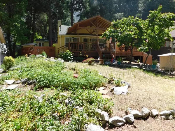 39525 CANYON Drive,  Forest Falls,  CA 92339