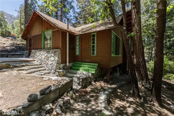 40848 Valley Of The Falls Drive, Forest Falls, CA 92339