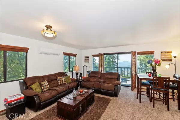 Twin Peaks, CA 92391,824 Pine Trail