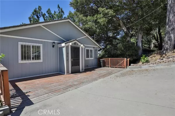 Crestline, CA 92325,23377 Crestview Lane