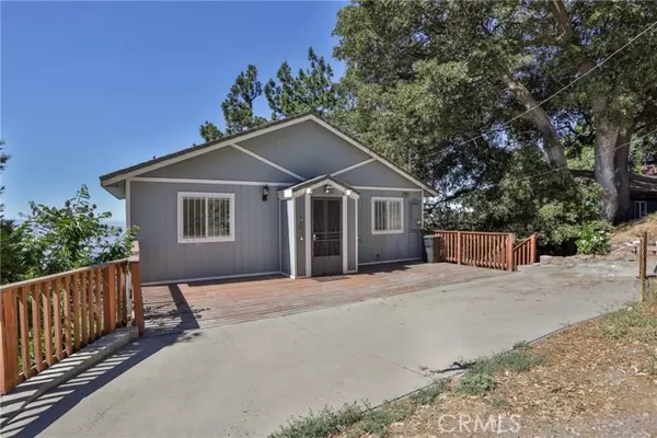 23377 Crestview Lane, Crestline, CA 92325