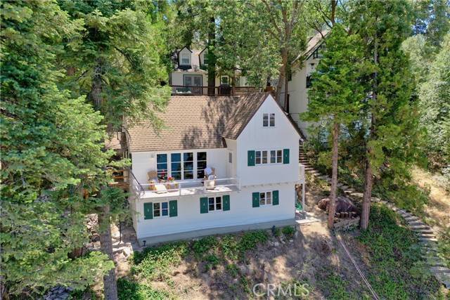 28901 Palisades Drive, Lake Arrowhead, CA 92352