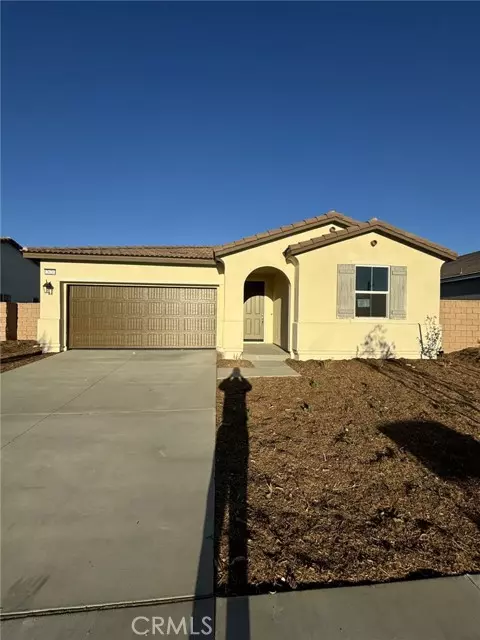 2620 Amaranth Street, Hemet, CA 92543