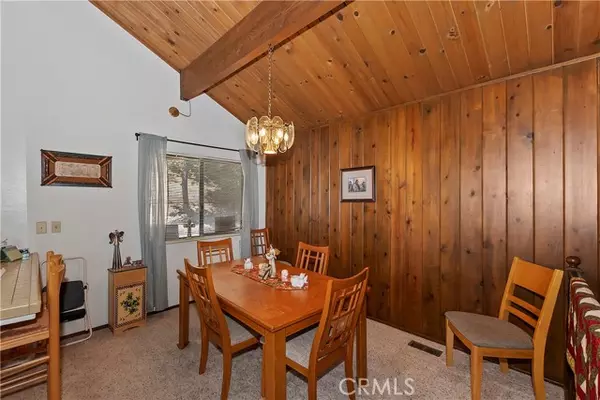 Lake Arrowhead, CA 92352,763 E Victoria Court