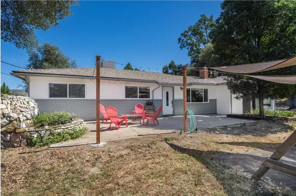 49517 Pierce Drive, Oakhurst, CA 93644