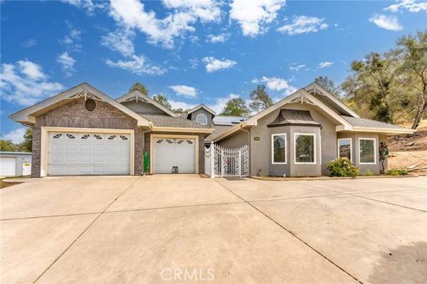 45069 Mecca Lane, Coarsegold, CA 93614