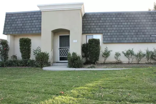 19156 Hamlin Street #9, Reseda (los Angeles), CA 91335