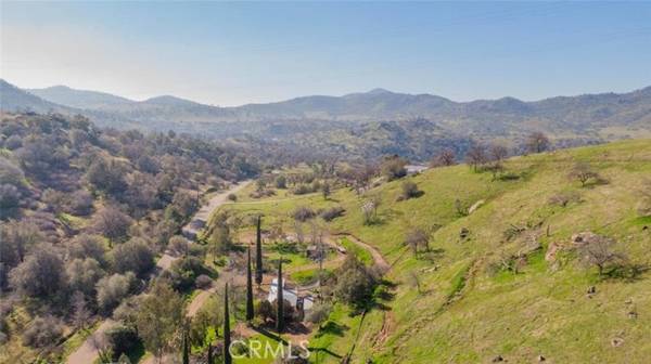 38539 Roundtree Ln, Squaw Valley, CA 93675