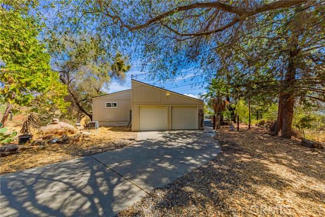 42035 Wild Horse Way, Coarsegold, CA 93614