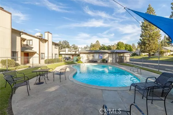 Oakhurst, CA 93644,49400 River Park Road #17