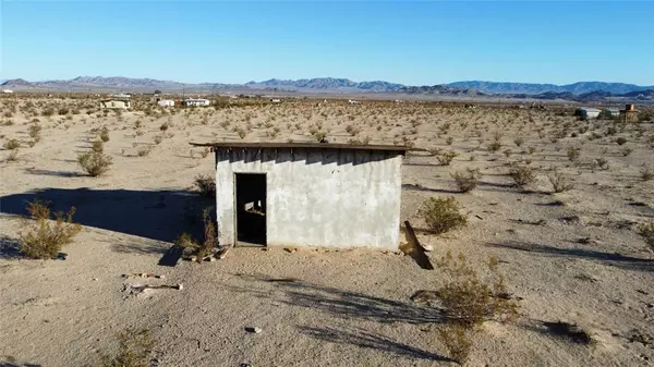 Twentynine Palms, CA 92277,101 2 Mile Road