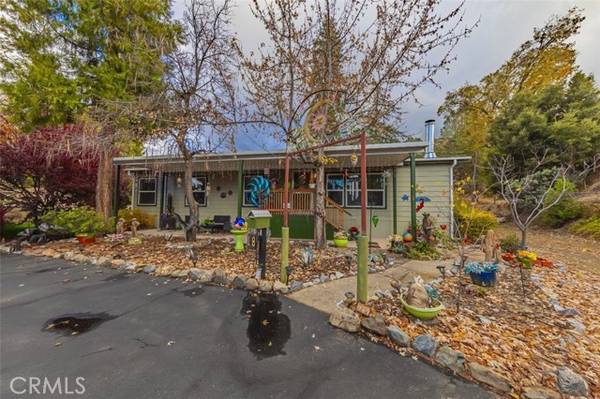 41941 Road 222 #18, Oakhurst, CA 93644