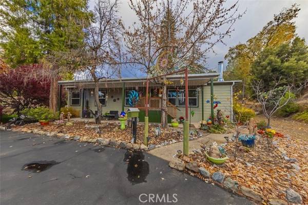 41941 Road 222 #18, Oakhurst, CA 93644