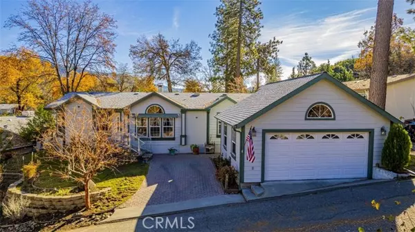 43555 Highway 41 #B4, Oakhurst, CA 93644