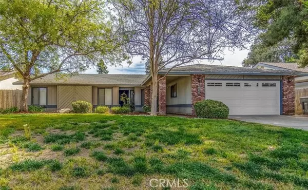 1828 S Hillcrest Drive, Visalia, CA 93292