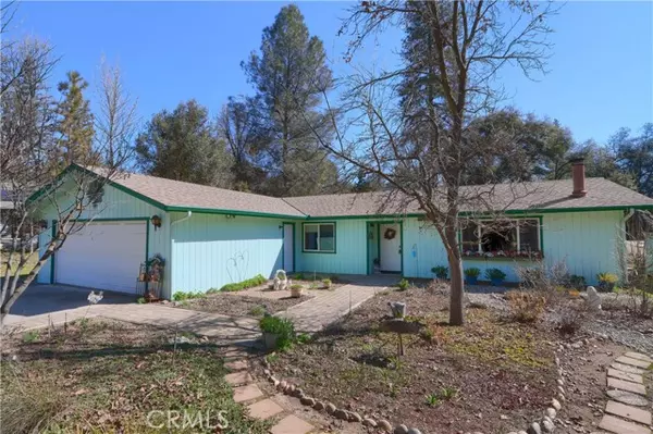 40239 Redbud Drive, Oakhurst, CA 93644