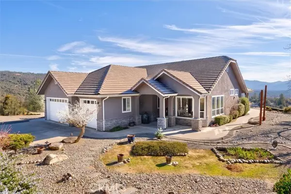 45500 Right Road, Ahwahnee, CA 93601
