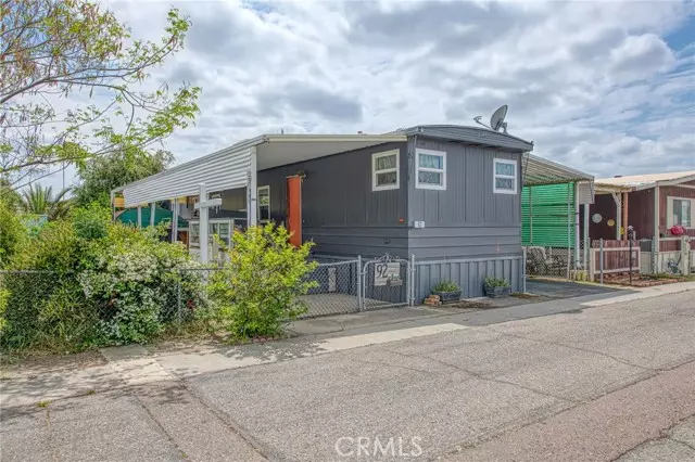 7676 N Fresno Street #92, Fresno, CA 93720