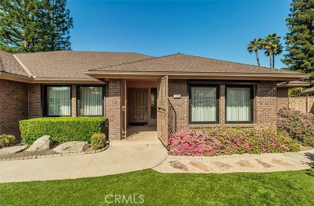 Fresno, CA 93711,7355 N Pacific Avenue