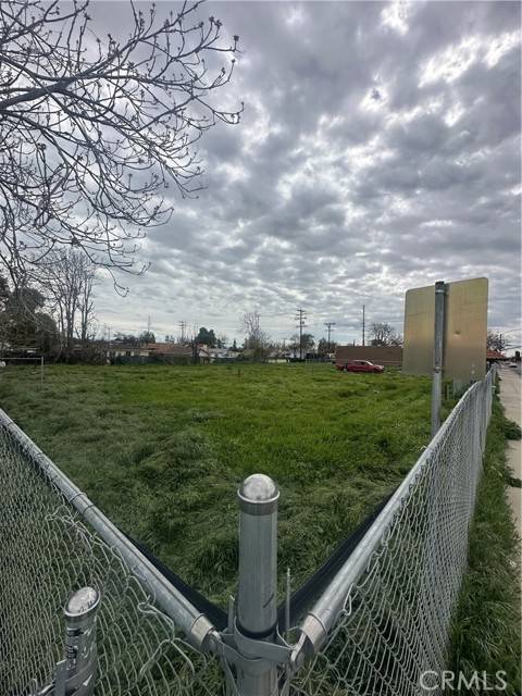 146 Farmersville, Farmersville, CA 93223
