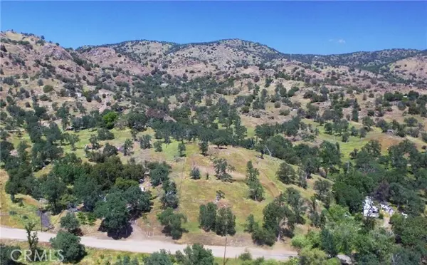 0 Mistletoe Road, Squaw Valley, CA 93675