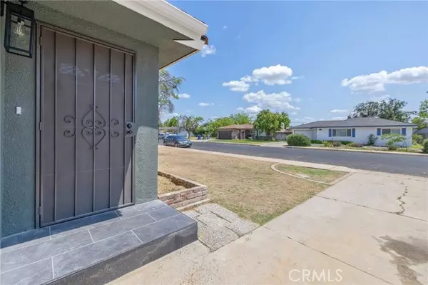 Clovis, CA 93612,955 W San Gabriel Avenue