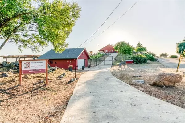Squaw Valley, CA 93675,50806 Bramble Lane