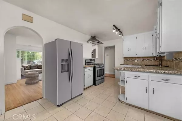 Fresno, CA 93705,404 W Robinson Avenue