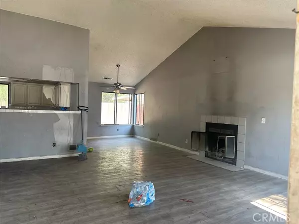 Fresno, CA 93722,2244 N Prospect Avenue