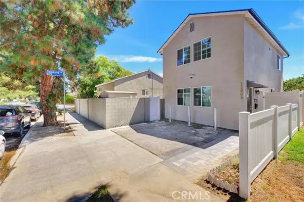 North Hollywood (los Angeles), CA 91606,6159 Goodland Avenue