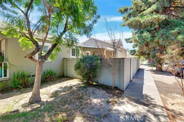 North Hollywood (los Angeles), CA 91606,6159 Goodland Avenue