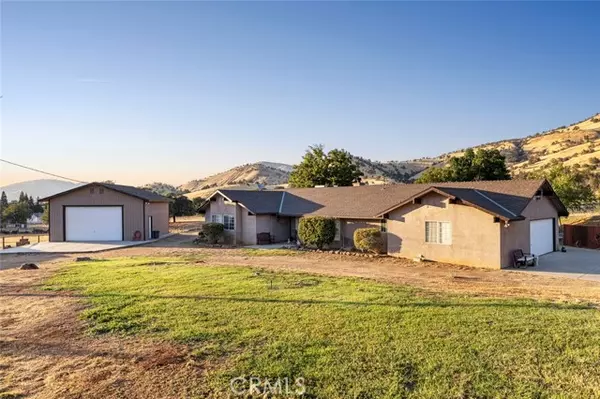 7214 Lupine Drive, Sanger, CA 93657