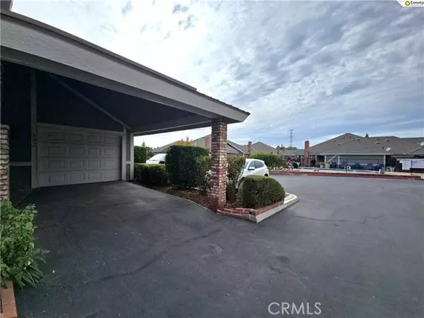 Fresno, CA 93720,381 E Nees #133