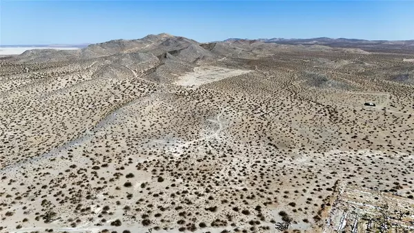 Adelanto, CA 92301,18 Skyranch Road