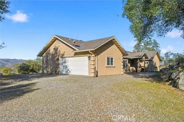 Coarsegold, CA 93614,29913 Revis