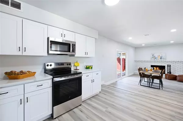 Los Banos, CA 93635,433 N Santa Venetia Street