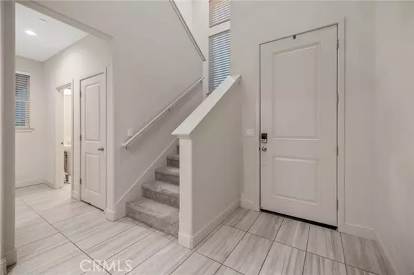 Visalia, CA 93277,3433 W Milan