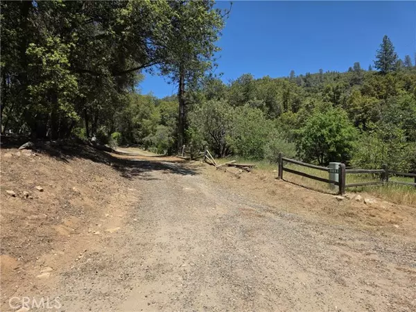 5093 Worman Road, Ahwahnee, CA 93601