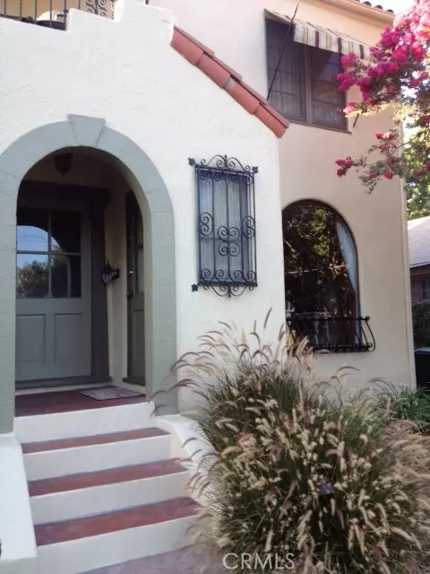 925 Atchison, Pasadena, CA 91104