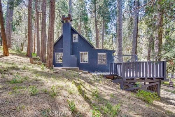 23014 Redwood Way, Crestline, CA 92325