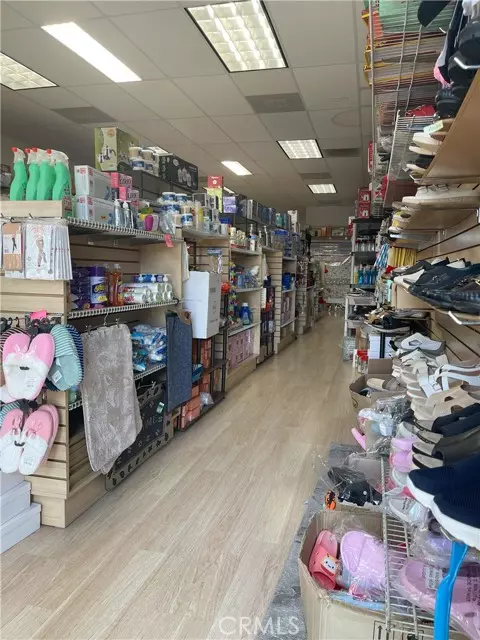 Burbank, CA 91502,912 S Glenoaks blvd